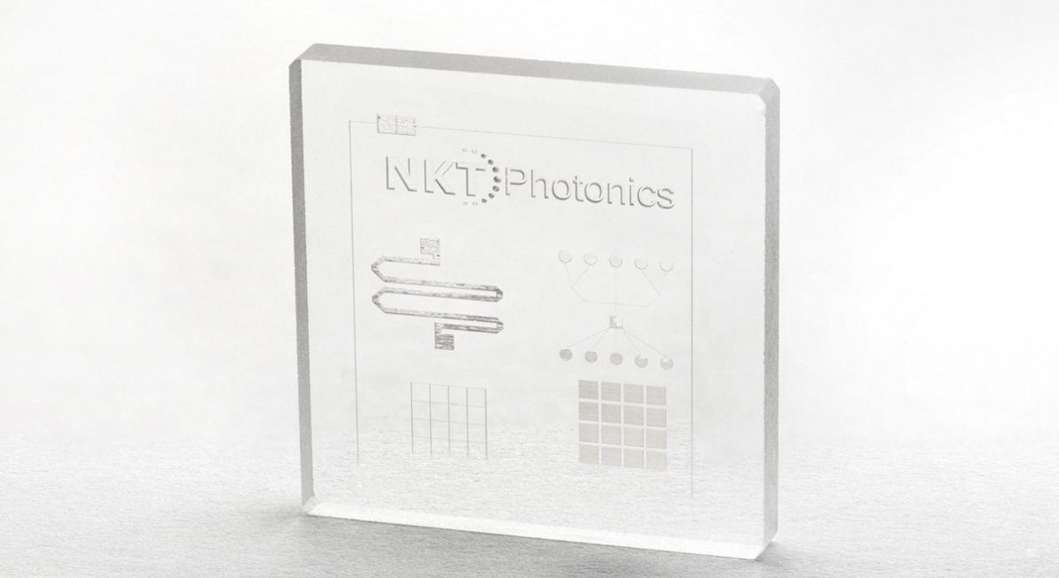 NKT white glass