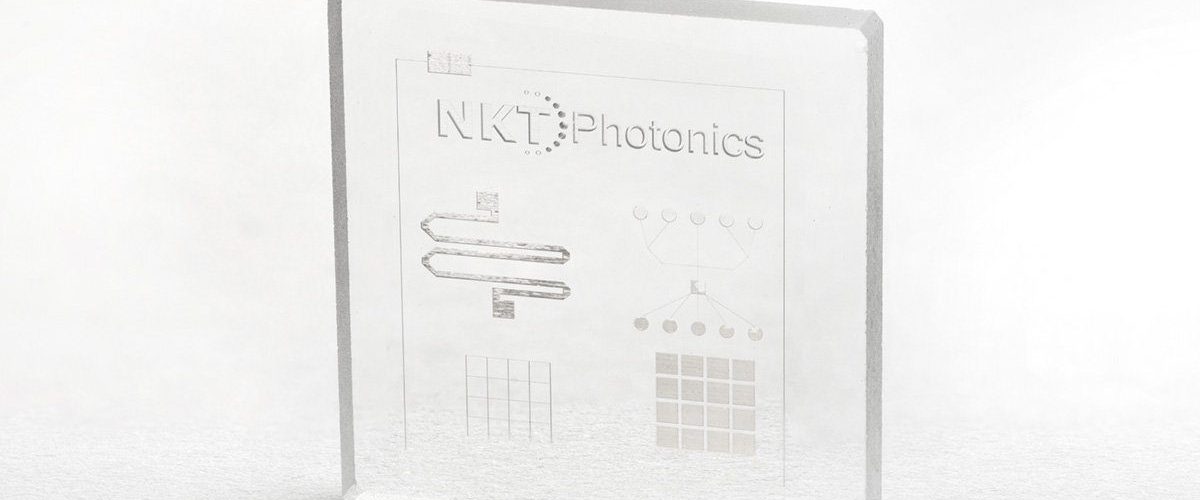 NKT white glass