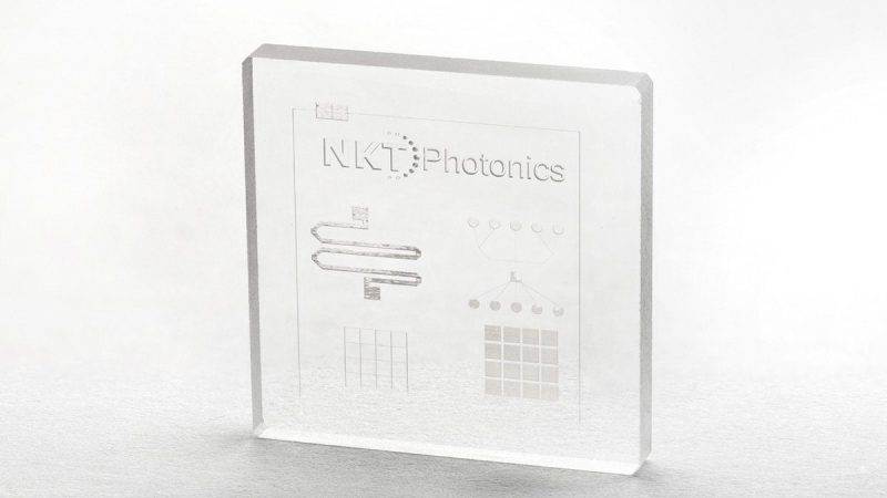 NKT white glass